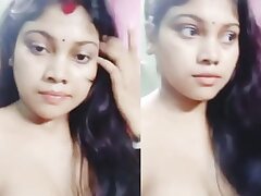 Sexy Boudi Showing Her Boobs New Fucking Video XXX