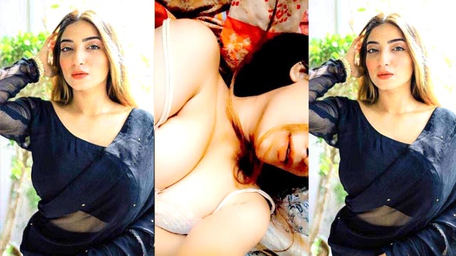 Horny Pakistani Girl Teasing Boobs Showing Latest Video’s