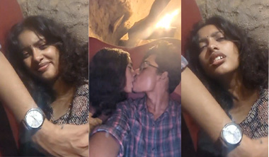 Desi Sexy Couple Hot Fucking Trending MMS – desibf